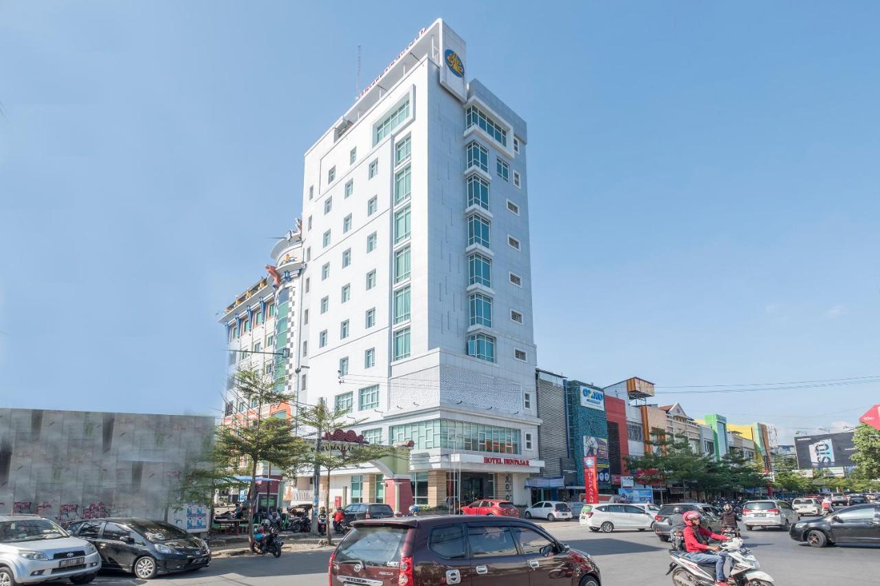Oyo 1114 Hotel Denpasar Makassar Macáçar Exterior foto